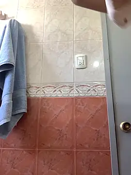 Snapshot of La-Gatiita-trans chatting on 02.28.26 La-Gatiita-trans online show from 02.28.26