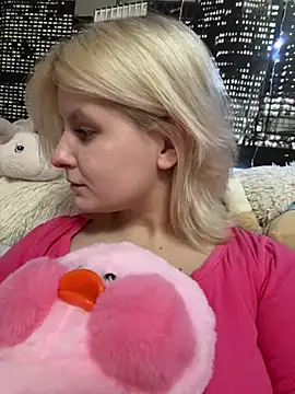 Snapshot of BonnyeBoom chatting on 02.04.26 BonnyeBoom online show from 02.04.26