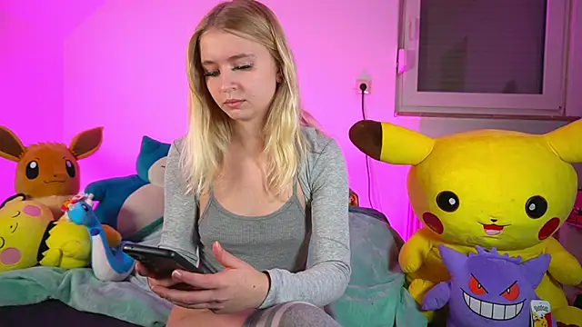 LillyOcean online show from 12.20.25