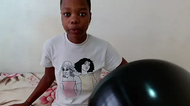 SexyLatoya05 online show from 11.29.25