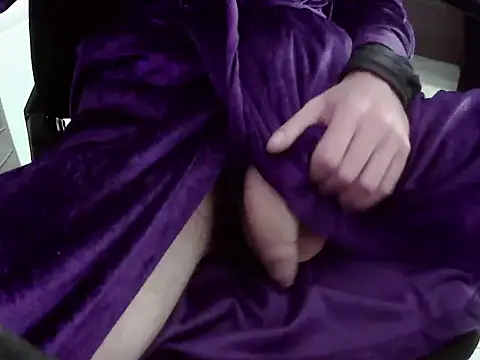 Batboy94 online show from 11.22.25