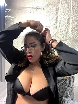 Yvonny27 online show from 11.01.25