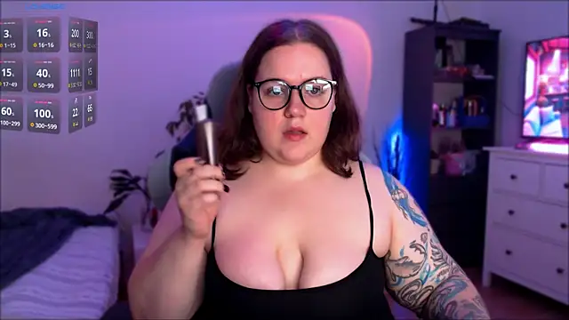 SummerTina online show from 09.30.25