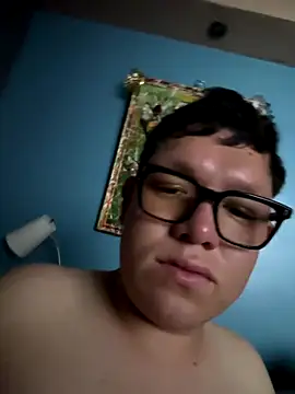Snapshot of AlexRZ93 chatting on 10.22.25 AlexRZ93 online show from 10.22.25