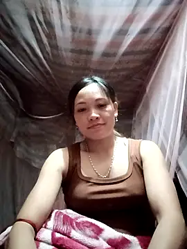 Snapshot of huhu-sexxy chatting on 10.23.25 huhu-sexxy online show from 10.23.25