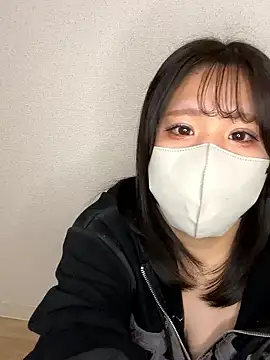 Snapshot of Rui_i chatting on 11.02.25 Rui i online show from 11.02.25