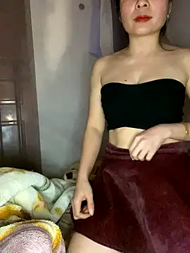 Listen-ly online show from 11.21.25