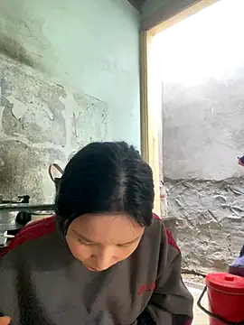 Listen-ly online show from 12.15.25