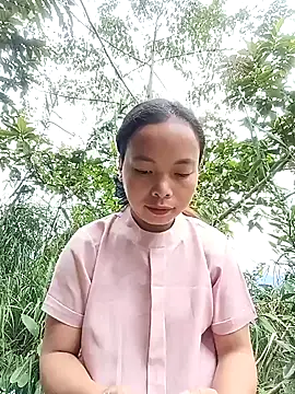 Nguyet2k4 online show from 11.19.25