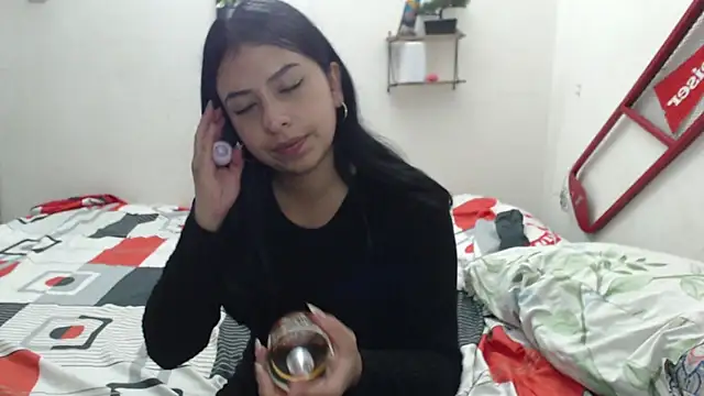 Snapshot of Lya_Hall_ chatting on 02.13.26 Lya Hall online show from 02.13.26