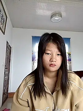 Snapshot of nghi-xinh chatting on 10.16.25 nghi-xinh online show from 10.16.25