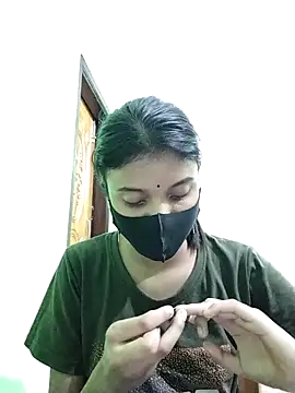 Snapshot of Jaya-Ray chatting on 10.21.25 Jaya-Ray online show from 10.21.25