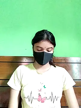 Snapshot of Jaya-Ray chatting on 10.27.25 Jaya-Ray online show from 10.27.25