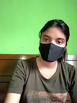 Snapshot of Jaya-Ray chatting on 10.29.25 Jaya-Ray online show from 10.29.25