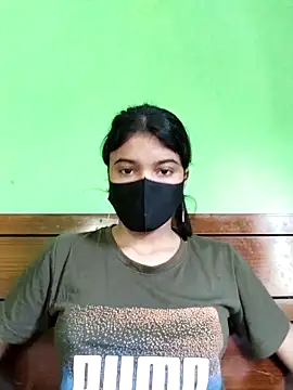 Snapshot of Jaya-Ray chatting on 11.18.25 Jaya-Ray online show from 11.18.25