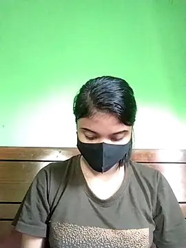 Snapshot of Jaya-Ray chatting on 11.27.25 Jaya-Ray online show from 11.27.25