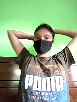 Snapshot of Jaya-Ray chatting on 12.16.25 Jaya-Ray online show from 12.16.25