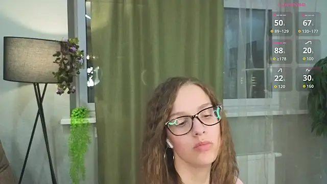 StephnieRecuparo online show from 10.24.25