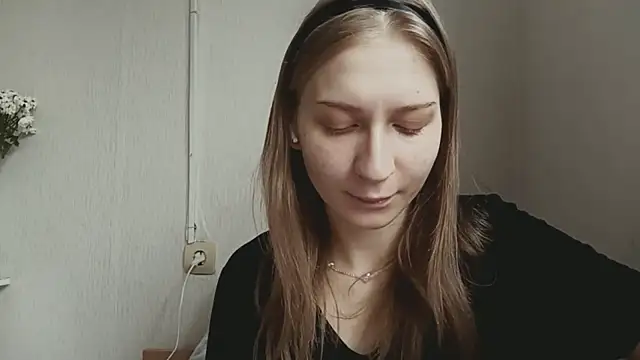 Snapshot of PetronilaReagen chatting on 12.03.25 PetronilaReagen online show from 12.03.25