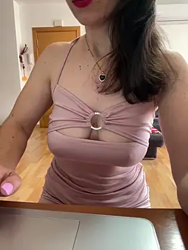 AlanaRius18 online show from 03.10.26