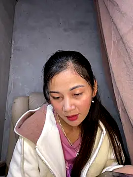 Miss-World00 online show from 12.17.25