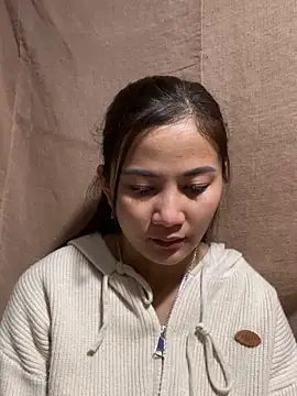 Miss-World00 online show from 02.10.26