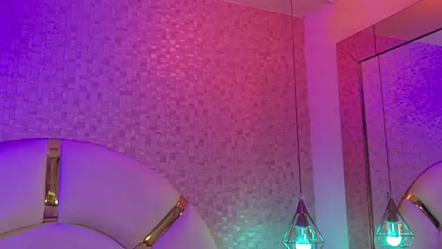 emmy rose25 online show from 12.04.25