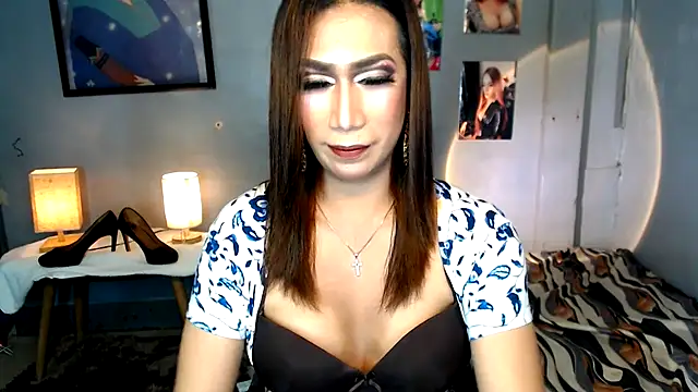 littleredbunny27 online show from 06.03.26