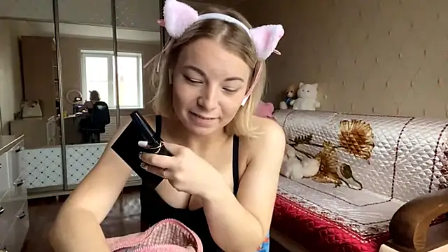 HoppedArea online show from 11.10.25