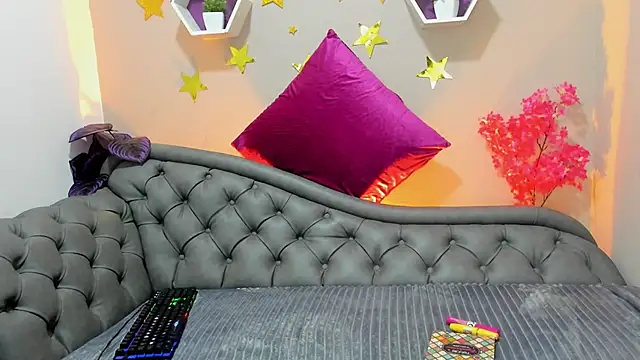 Laskhmi  online show from 11.18.25