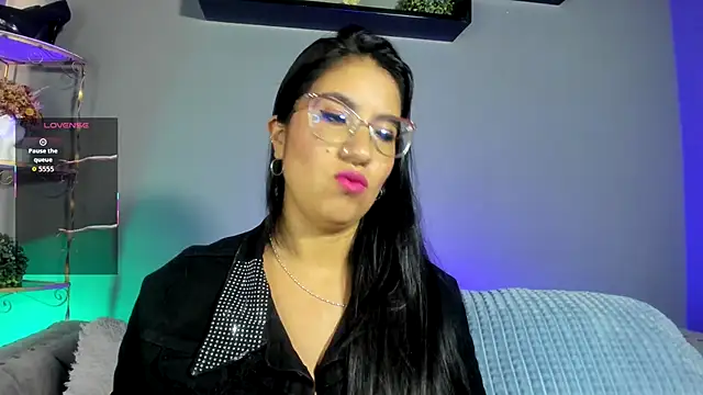 charlhot  online show from 11.08.25