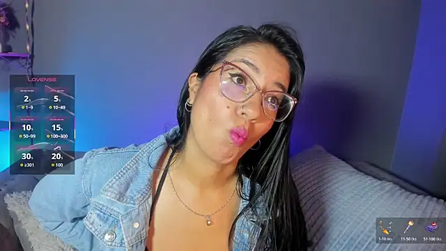 charlhot  online show from 11.12.25