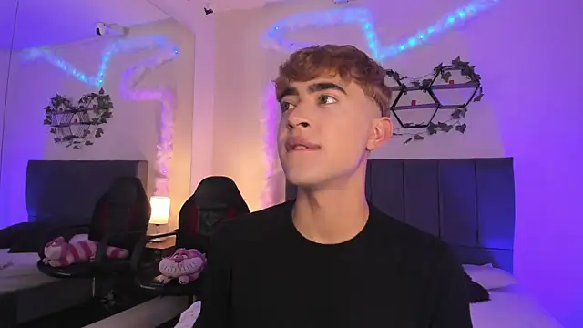 JustinCastiblanco online show from 11.17.25