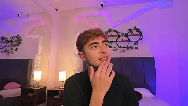 JustinCastiblanco online show from 11.22.25