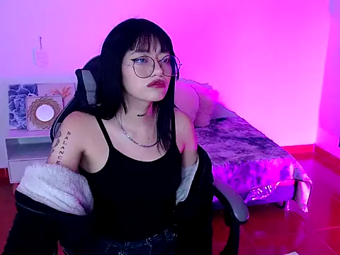 Isabella  666 online show from 11.24.25