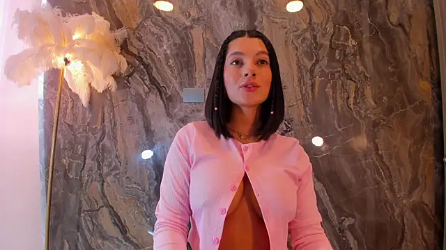 Snapshot of Rashel_Frost_ chatting on 11.19.25 Rashel Frost online show from 11.19.25