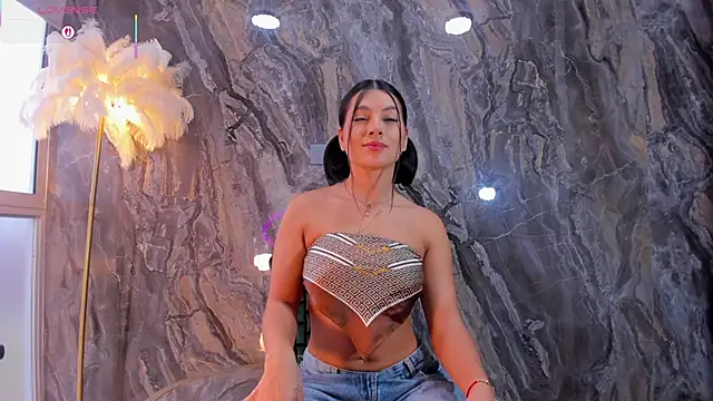 Snapshot of Rashel_Frost_ chatting on 11.24.25 Rashel Frost online show from 11.24.25