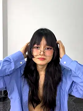 Snapshot of AnaisXoXo chatting on 11.09.25 AnaisXoXo online show from 11.09.25