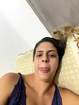 Snapshot of heloisamagno chatting on 10.28.25 heloisamagno online show from 10.28.25