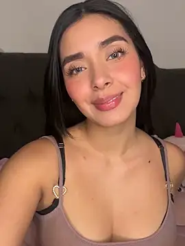 MiaSofia   online show from 12.17.25