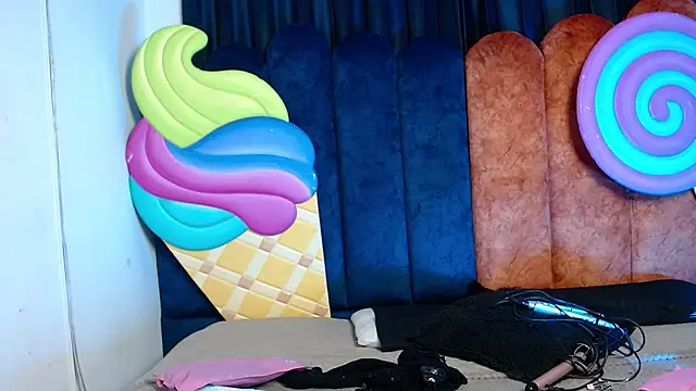 antonella rosecs online show from 02.28.26