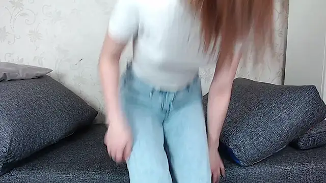 evaa here  online show from 03.04.26