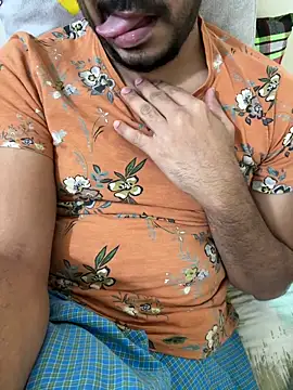 Handsome8677 online show from 11.02.25