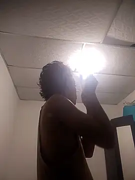 Teressa Love online show from 10.24.25