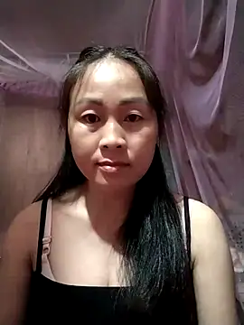 Snapshot of Spring-mky chatting on 10.22.25 Spring-mky online show from 10.22.25