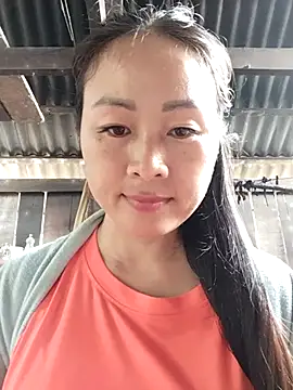 Snapshot of Spring-mky chatting on 11.12.25 Spring-mky online show from 11.12.25