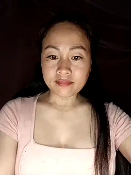 Snapshot of Spring-mky chatting on 11.17.25 Spring-mky online show from 11.17.25