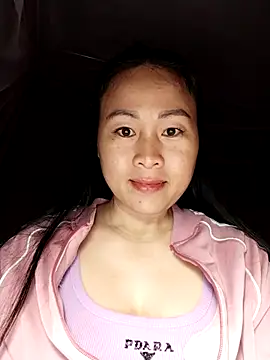 Snapshot of Spring-mky chatting on 11.21.25 Spring-mky online show from 11.21.25