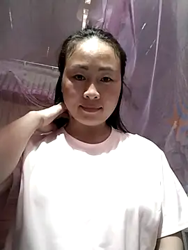 Snapshot of Spring-mky chatting on 12.15.25 Spring-mky online show from 12.15.25