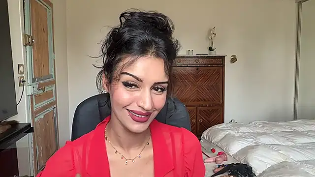 Lailawick online show from 07.15.26